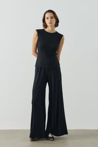 Siyah Basic Sıfır Kol Body