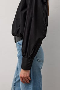 Siyah Beli Lastikli Crop Poplin Gömlek