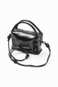 Siyah Minimal Logolu Mini Çanta