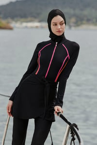 Siyah Neon Şeritli Modern Mayo