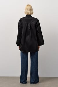 Siyah Pamuk Saten Oversize Gömlek