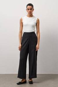 Siyah Soft Line Dökümlü Takım