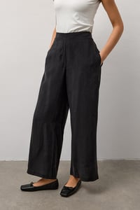 Siyah Soft Line Dökümlü Takım
