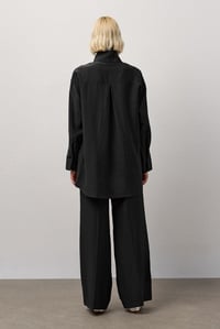 Siyah Tek Cepli Oversize Gömlek