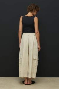 Taş Kargo Cepli Crop Keten Pantolon