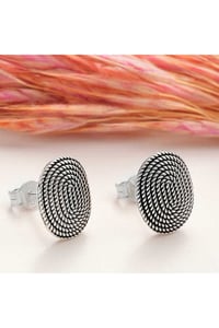 Gümüş Oval Çivili Kadın Küpe  T8073MR