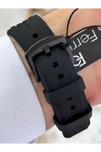 Özel Tasarım Takvimli 3 Atm Su Geçirmez Silikon Kordon Erkek Kol Saati