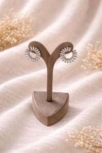 Güneş Işıltısı Gümüş Küpe Silver