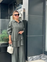 Arkası Yırtmaçlı Lyocell Kumaş İkili Takım Yeşil