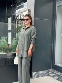 Arkası Yırtmaçlı Lyocell Kumaş İkili Takım Yeşil