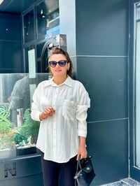 Cebi İşleme Detaylı Önden Düğmeli İpek Modal Kumaş Ekru