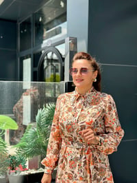 Çiçek Desenli Katlı Taş İşlemeli Elbise Oranj