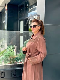 File Detaylı Tam Boy Kap Kahverengi