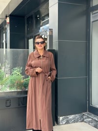 File Detaylı Tam Boy Kap Kahverengi