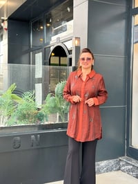 İpek Kumaş Taş İşlemeli Gömlek Tarçın