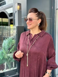 Kolyeli İpek Kumaş Elbise Bordo