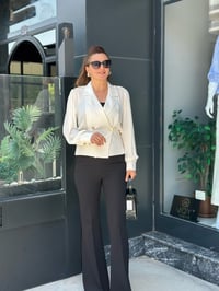 Önden Düğmeli Krep Bluz