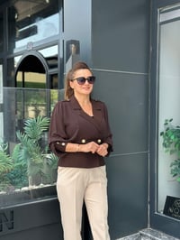 Önden Düğmeli Krep Bluz