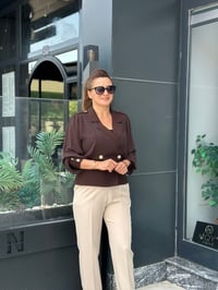 Önden Düğmeli Krep Bluz