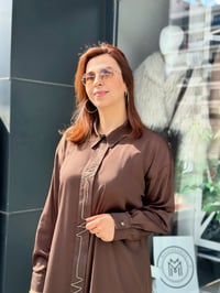Saten Özel işlemeli İkili Pantolonlu Takım Kahverengi