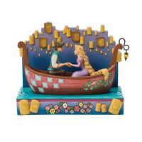 Rapunzel Tangled Karmaşık: Fenerli Sandal Sahneli Koleksiyon Figürü - A Dream Come True    Enesco Orijinal Lisanslı Koleksiyon Ürünü