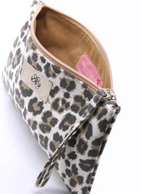 Clutch Çanta Beyaz Leopar