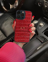 Deri iPhone Kılıf 15 Kırmızı Croco