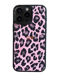 Deri iPhone Kılıf 16 Pro Pembe Leopar
