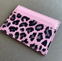 Deri Kartlık Pembe Leopar