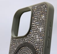 iPhone Kılıf 15 Pro MageSafe Özellikli Natürel Taşlı