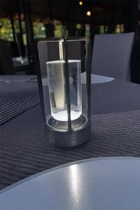 Ct-8439 Vegas Masa Lambası 3 Renk Işık Fonksiyonlu Usb Şarjlı Silver Kasa