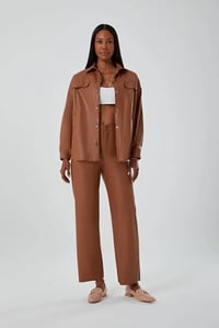 Mizalle Suni Deri Cepli Kadın Gömlek Camel