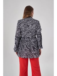 Mizalle Zebra Desenli Kuşaklı Volan Kollu Kadın Siyah Beyaz Tunik