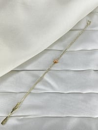 Fashion Jewelry Vip Çicek Detaylı Zirkon Taşlı Su Yolu Kadın Bileklik Gold