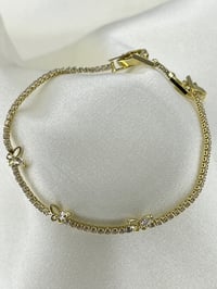 Fashion Jewelry Vip Kelebek Detaylı Zirkon Taşlı Su Yolu Kadın Bileklik Gold