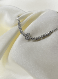 Fashion Jewelry Vip Yonca Detaylı Zirkon Taşlı Kadın Bileklik Gümüş