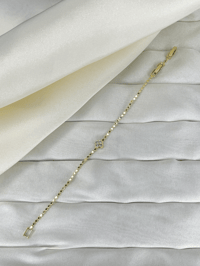 Fashion Jewelry Vip Yonca Detaylı Zirkon Taşlı Kadın Bileklik Gold