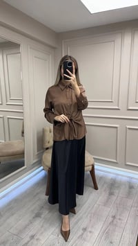 Clande CL25023015 Kahve Bağlama Detaylı Gömlek