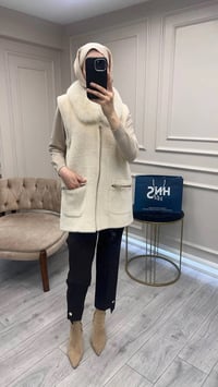 Etrucci 9022 Bej Kürk Yakalı Angora Yelek