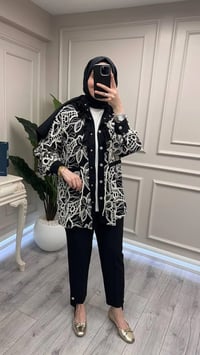 Ghisa 3610C3380 Siyah Güpür Detaylı Ceket