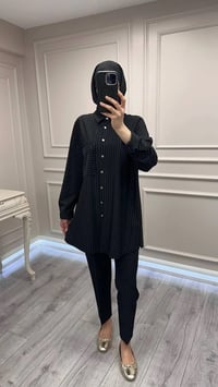 Ghisa 3610T4299 Siyah Çizgi ve Cep Detaylı Tunik