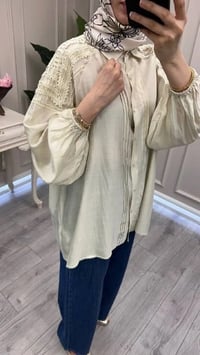 Ghisa 3611G4437 Bej Yakası Brode Detaylı Gömlek