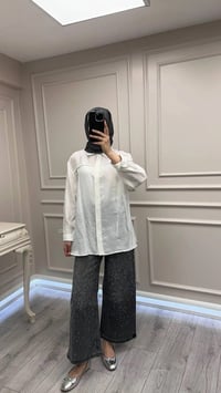 Ghisa 3611P8181 Siyah Taş Detaylı Kot Pantolon