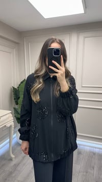 Ghisa 4710K3490 Siyah İşleme Detaylı Şifon Kap