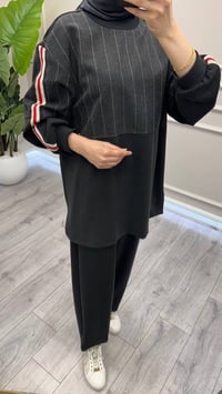 Ghisa 4710T9483 Siyah Yanı Şeritli Takım