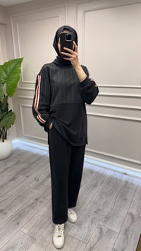 Ghisa 4710T9483 Siyah Yanı Şeritli Takım