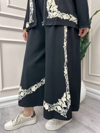 Ghisa 4711T9387 Siyah Deseni Kabartma Detay Pantolonlu Takım