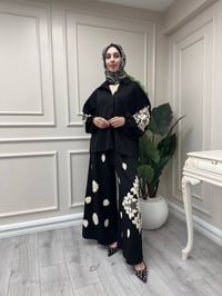 Ghisa 4711T9388 Siyah Kabartma Çiçek Detay Pantolonlu Takım