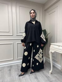 Ghisa 4711T9388 Siyah Kabartma Çiçek Detay Pantolonlu Takım