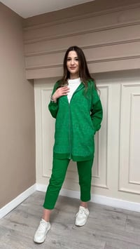 Heddy & Nurcan Çetin 23420 Yeşil Güpür Detaylı Spor Takım